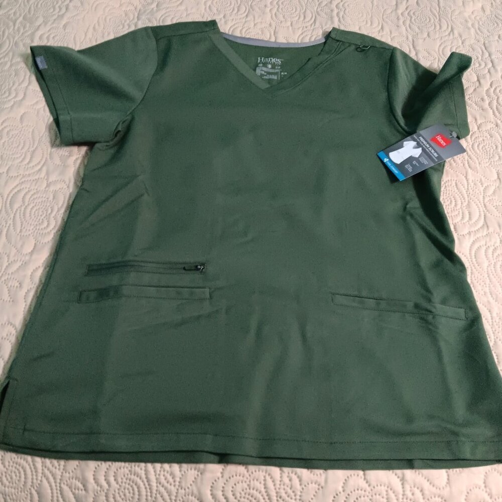 Hanes brand 2 piece (top and bottom) NWT Scrub set, olive green, size Medium